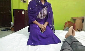 Muslim busty mylf is not happy after husband second marriage - Hindi Sexy Video